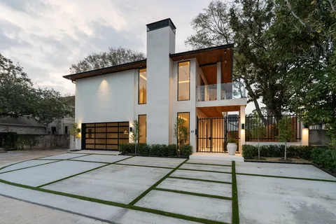 $2,850,000 | 46 West Broad Oaks Drive, Houston, TX 77056