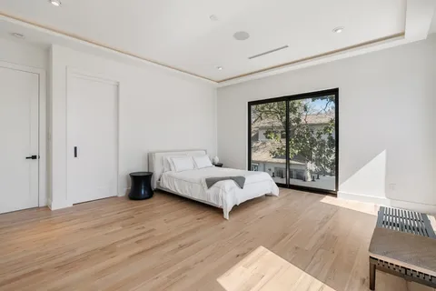 $2,850,000 | 46 West Broad Oaks Drive, Houston, TX 77056