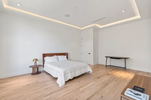 $2,850,000 | 46 West Broad Oaks Drive, Houston, TX 77056