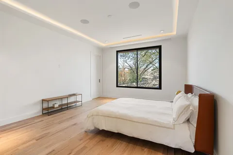 $2,850,000 | 46 West Broad Oaks Drive, Houston, TX 77056