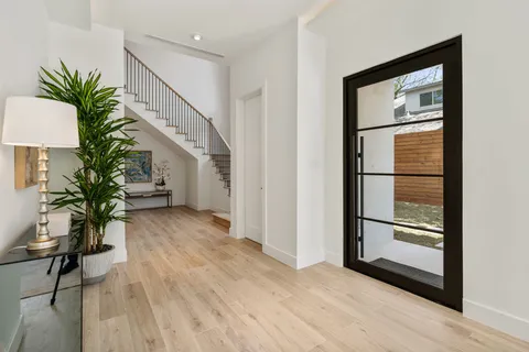 $2,850,000 | 46 West Broad Oaks Drive, Houston, TX 77056