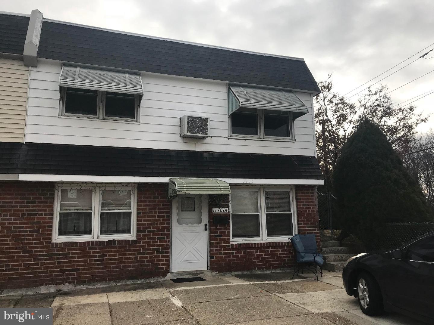 11701 Brandon Road Philadelphia, PA 19154 - Photo 2 of 7 Gallery Image 2