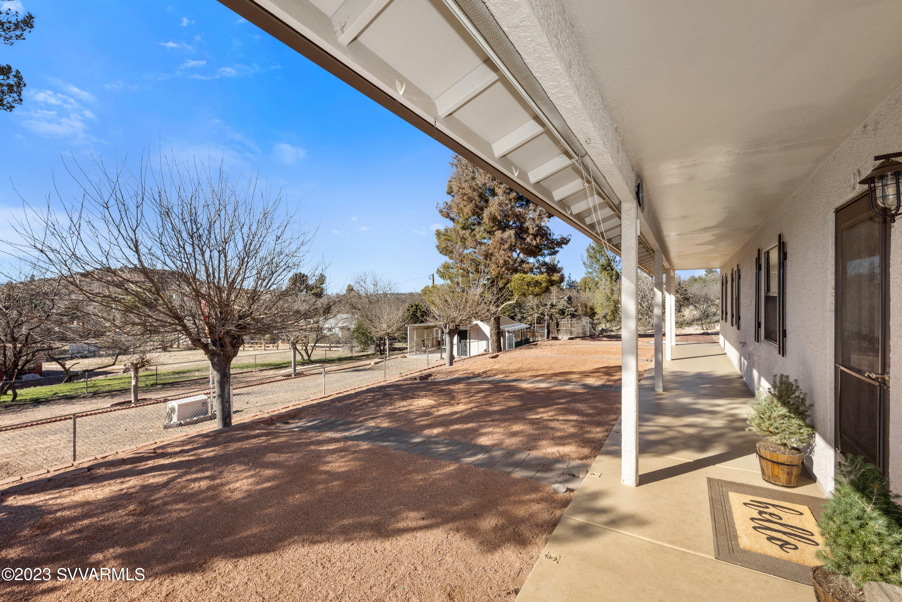 4270 Maya Way Rimrock, AZ 86335 - Photo 6 of 32 a view of a pathway of a building