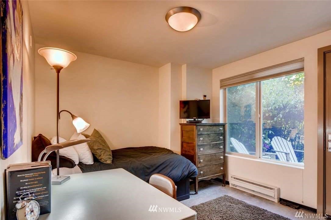 4422 Bagley Avenue North, Unit 108 Seattle, WA 98103 - Photo 18 of 23