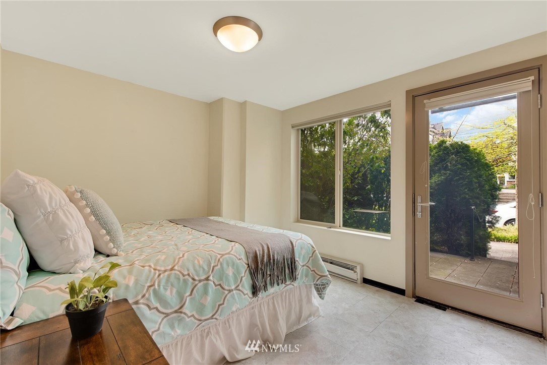 4422 Bagley Avenue North, Unit 108 Seattle, WA 98103 - Photo 6 of 23