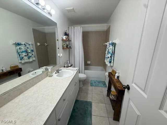 $268,500 | 457 Majors Avenue South, Lehigh Acres, FL 33974