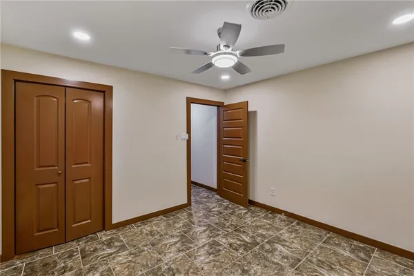 $1,600 | 244 South 8th Street, Aransas Pass, TX 78336