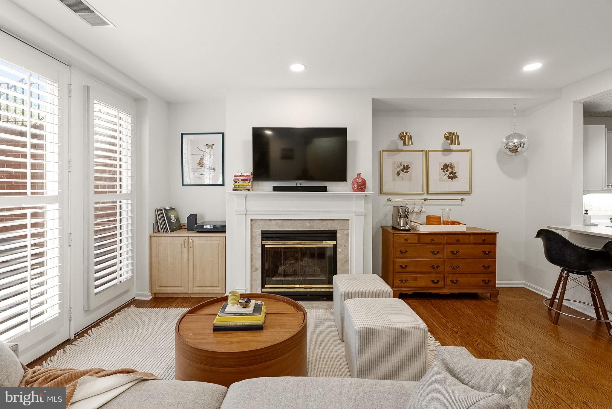 1935 Belmont Road Northwest, Unit 1121 Washington, DC 20009 - Photo 3 of 20 Cozy modern living space with charm.
