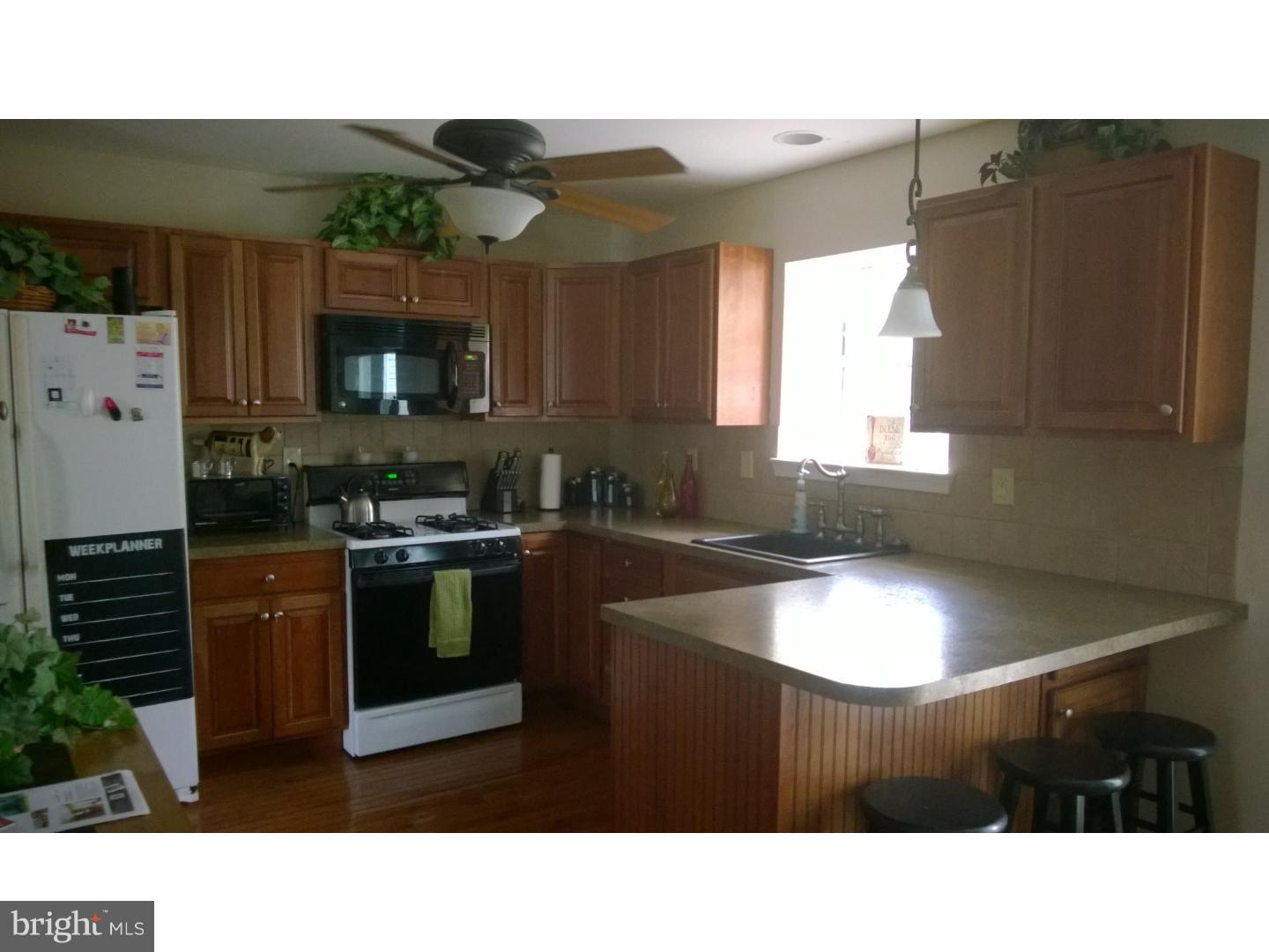 175 Megan Circle Aston, PA 19014 - Photo 7 of 25