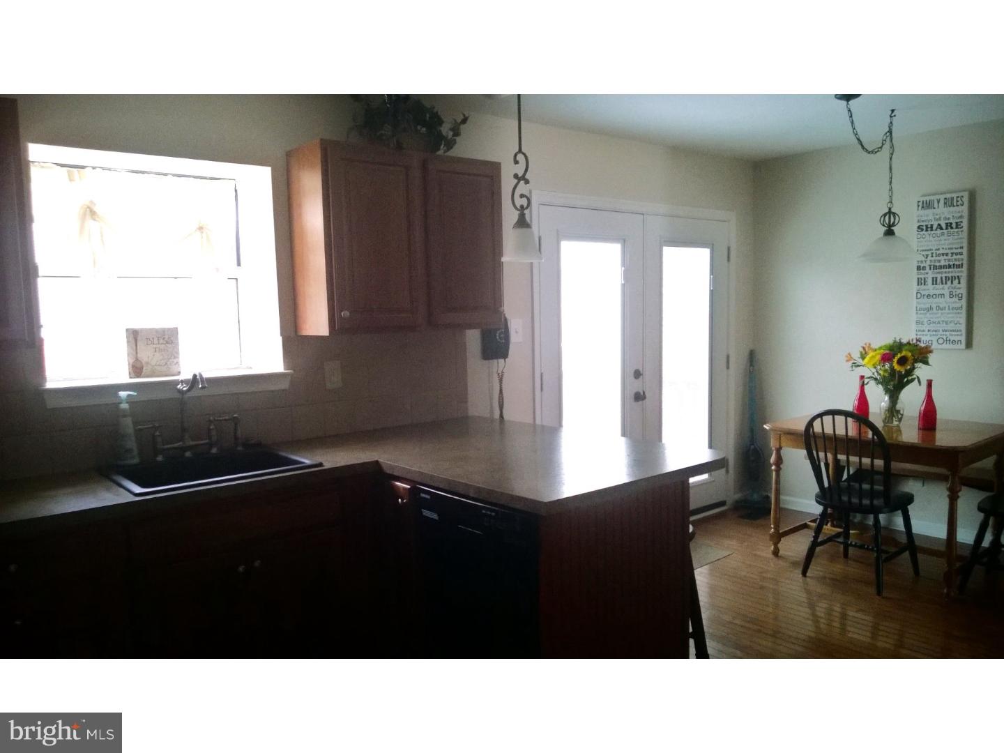 175 Megan Circle Aston, PA 19014 - Photo 8 of 25