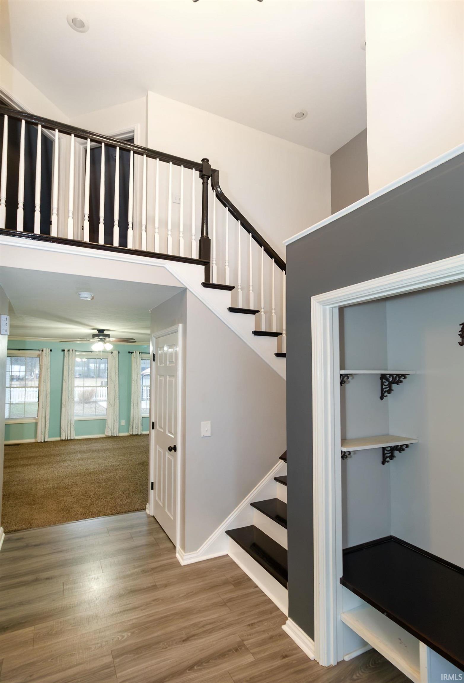 5689 Sharon Road Newburgh, IN 47630 - Photo 4 of 36