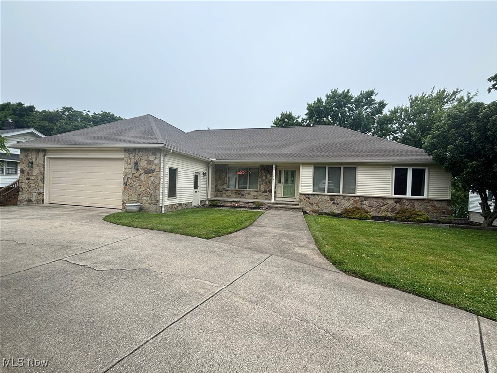 29123 Ridge Road Wickliffe, OH 44092 - Photo 1 of 39 Gallery Image 1