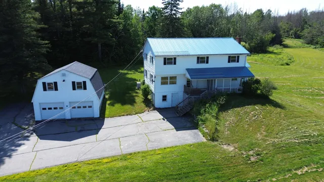 $285,000 | 81 South Main Street, Athens, ME 04912