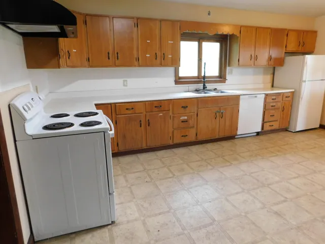 $285,000 | 81 South Main Street, Athens, ME 04912