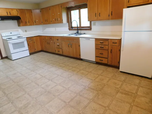 $285,000 | 81 South Main Street, Athens, ME 04912