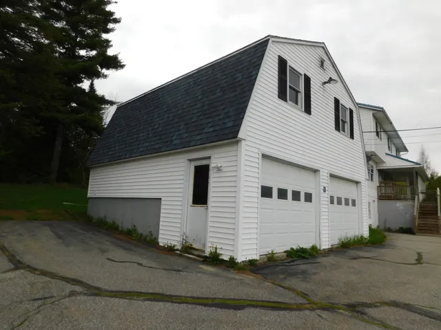 $285,000 | 81 South Main Street, Athens, ME 04912