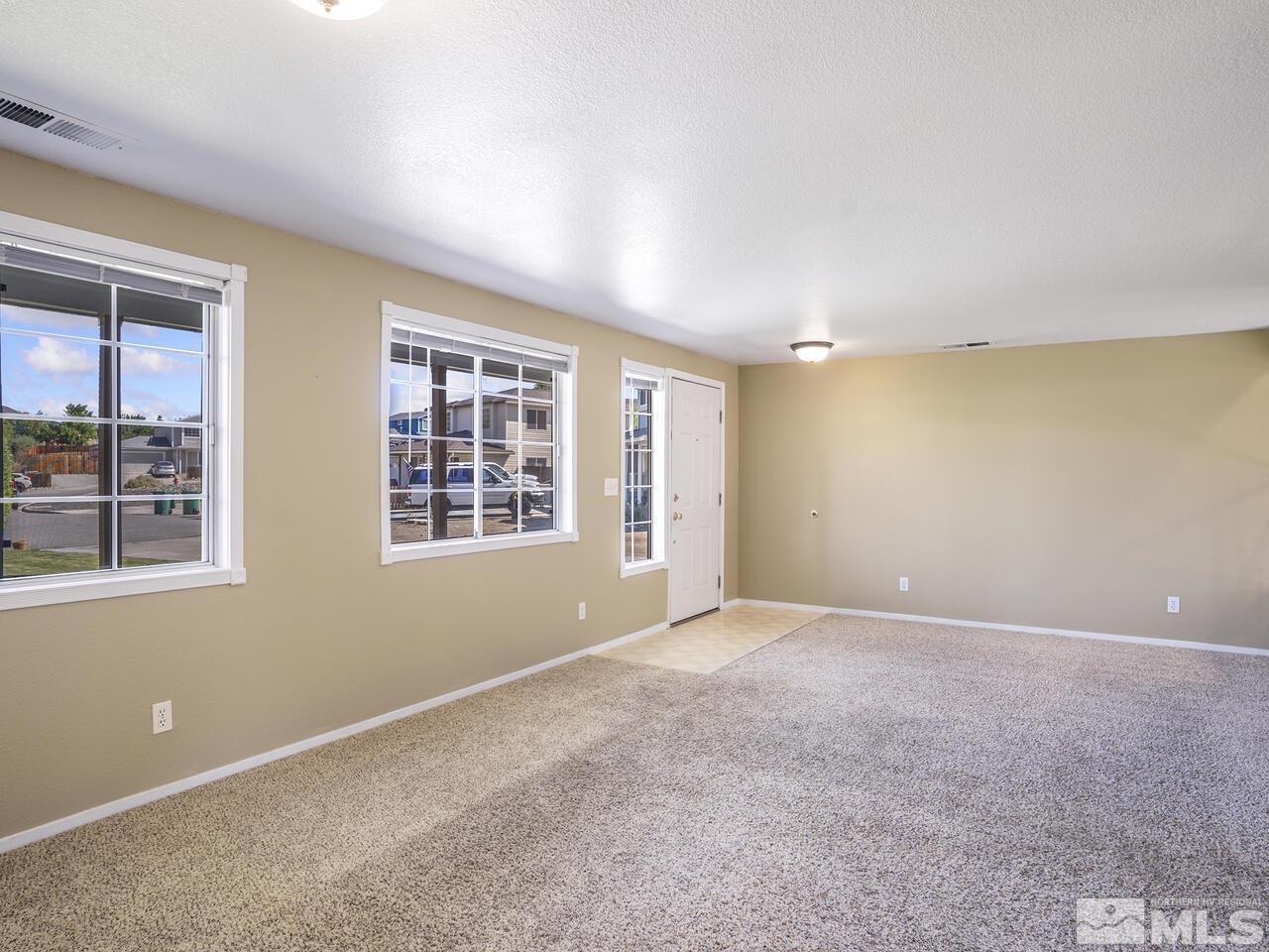 120 Garnet Place Reno, NV 89508 - Photo 8 of 35 Photo 8