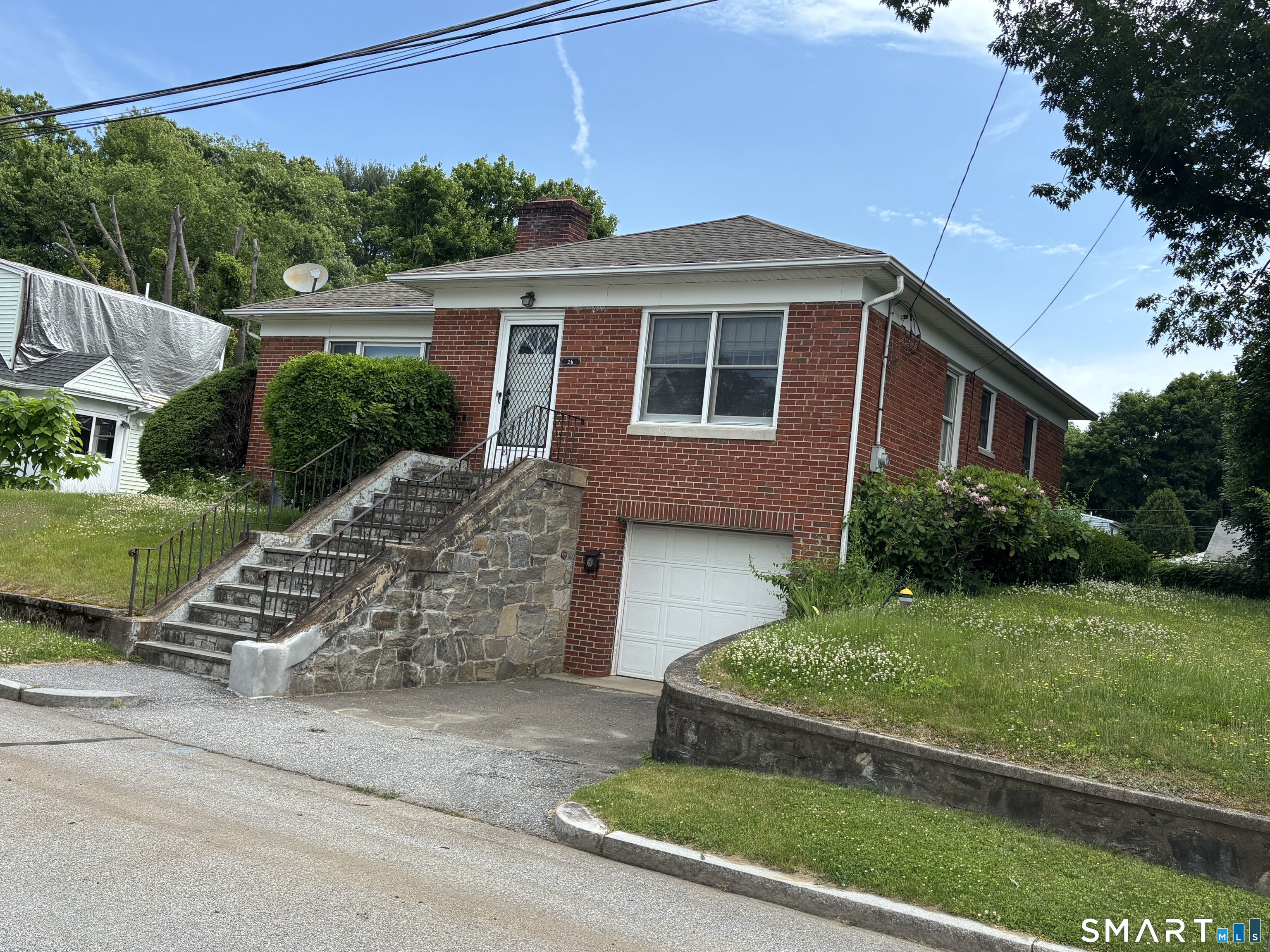 26 Chelton Street Torrington, CT 06790 - Photo 2 of 10