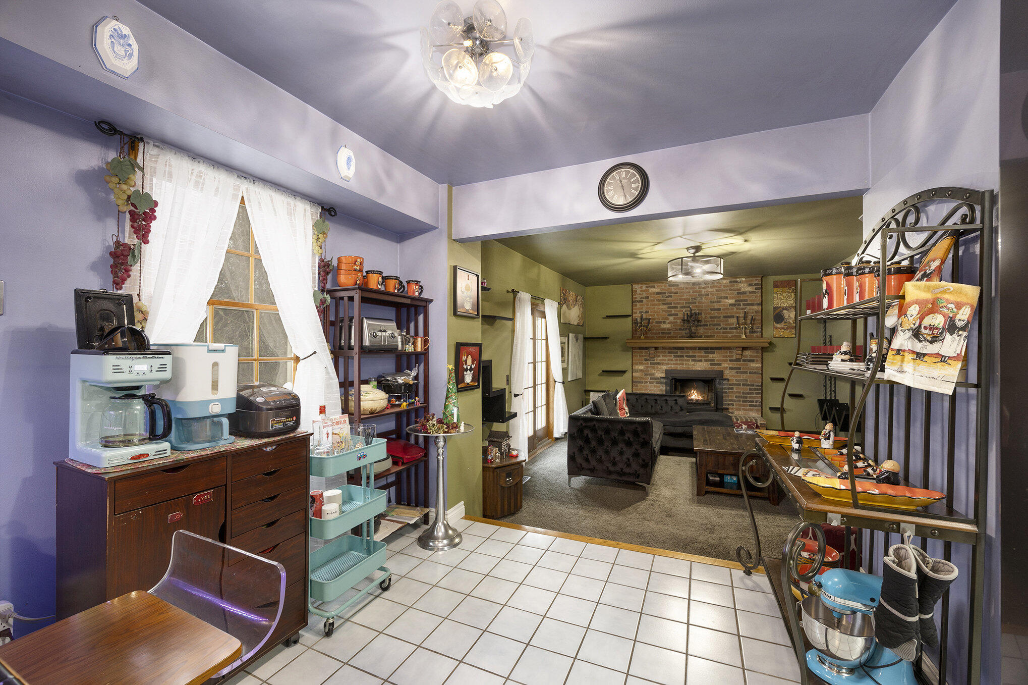 408 Arlington Drive Rochester Hills, MI 48307 - Photo 11 of 26 010_file_433