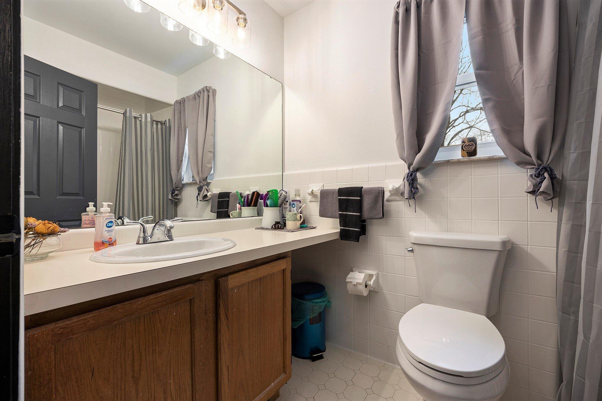 408 Arlington Drive Rochester Hills, MI 48307 - Photo 20 of 26 022_file_743