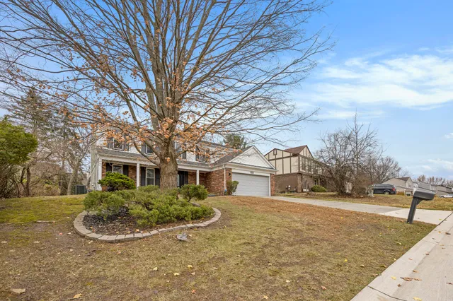 $449,900 | 408 Arlington Drive, Rochester Hills, MI 48307