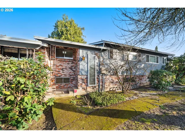 $329,900 | 180 Northeast Kane Drive, Gresham, OR 97030