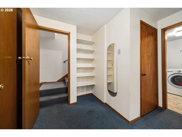 $329,900 | 180 Northeast Kane Drive, Gresham, OR 97030