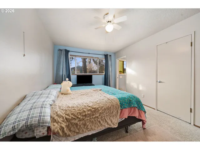 $329,900 | 180 Northeast Kane Drive, Gresham, OR 97030