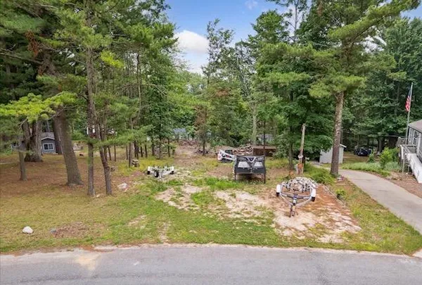 $162,500 | 8511 West Easy Street, Mears, MI 49436