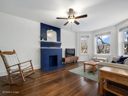 $499,000 | 920 West Windsor Avenue, Unit 2E, Chicago, IL 60640