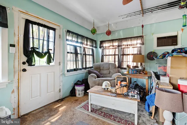 $285,000 | 120 North Main Street, St. Georges, DE 19733