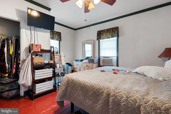 $285,000 | 120 North Main Street, St. Georges, DE 19733