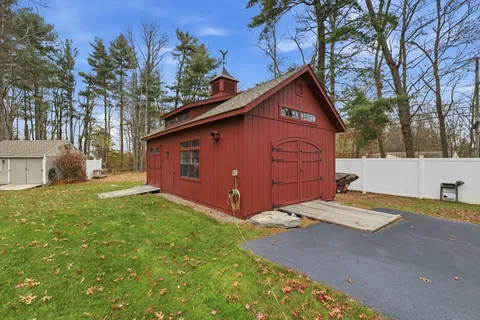 $1,200,000 | 7 Farmside Drive, Pembroke, MA 02359