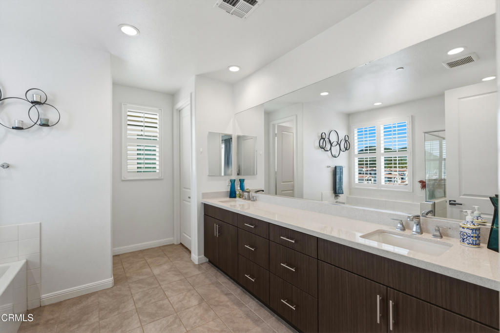 341 Fraser Point Camarillo, CA 93012 - Photo 17 of 37