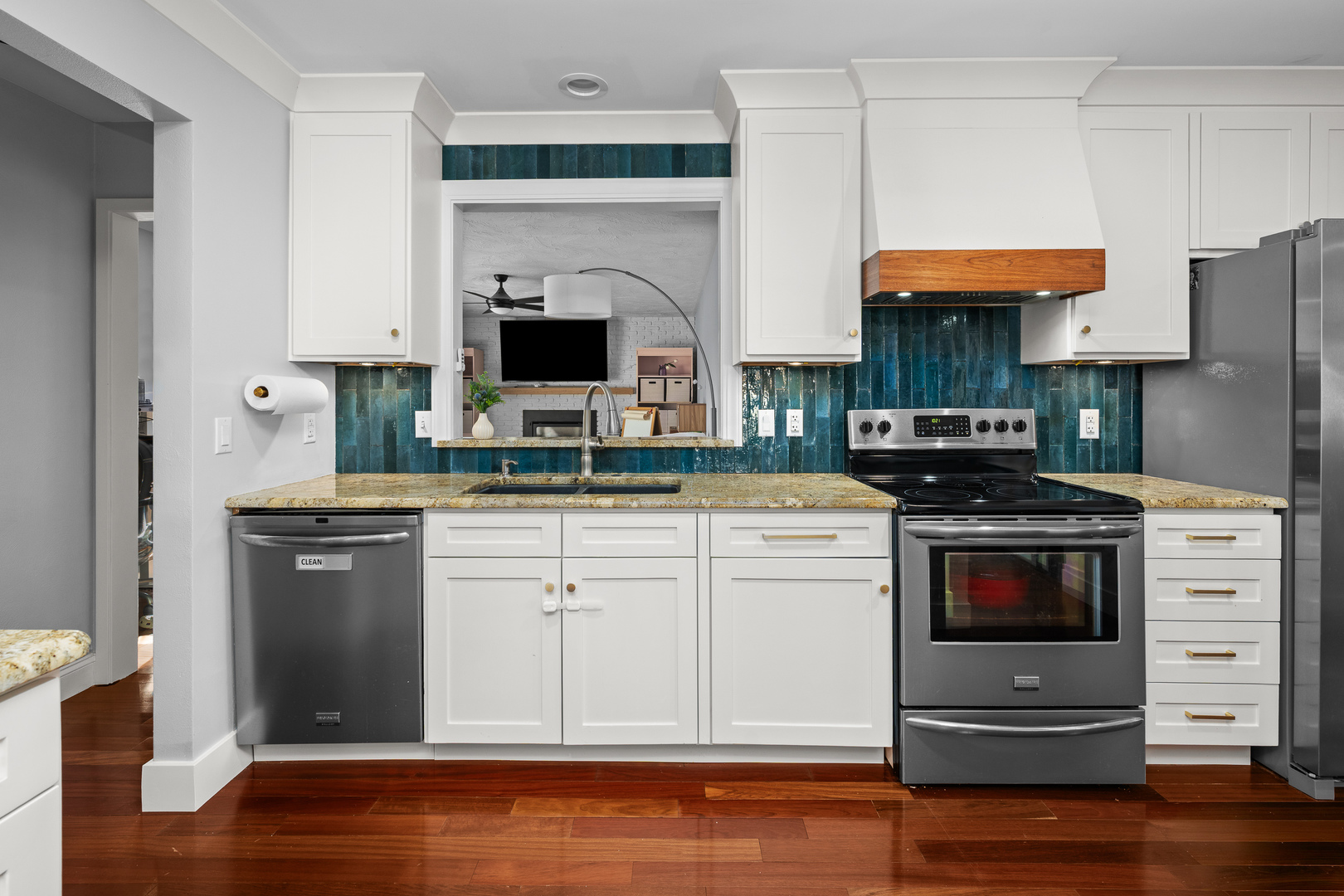 4074 4th Street East Moline, IL 61244 - Photo 12 of 38