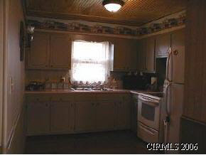 9757 West Chapel Road Andrews, IN 46702 - Photo 6 of 12 Gallery Image 6