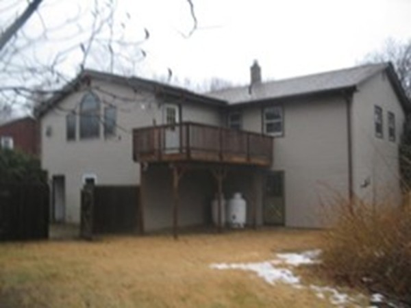14 Robin Road Easthampton, MA 01027 - Photo 3 of 3 Gallery Image 3