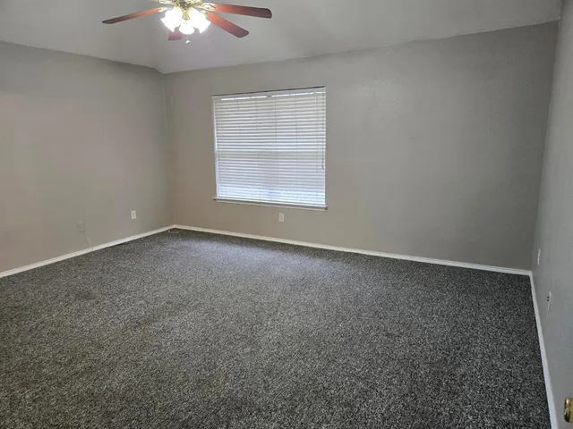 $2,300 | 436 Orchard Hill Drive, Cedar Hill, TX 75104