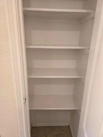 $2,300 | 436 Orchard Hill Drive, Cedar Hill, TX 75104