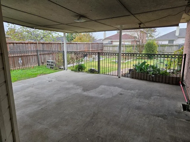 $2,300 | 436 Orchard Hill Drive, Cedar Hill, TX 75104