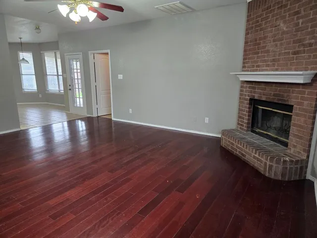 $2,300 | 436 Orchard Hill Drive, Cedar Hill, TX 75104