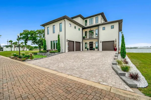 $2,599,000 | 8 Wharf Avenue, Pensacola, FL 32502