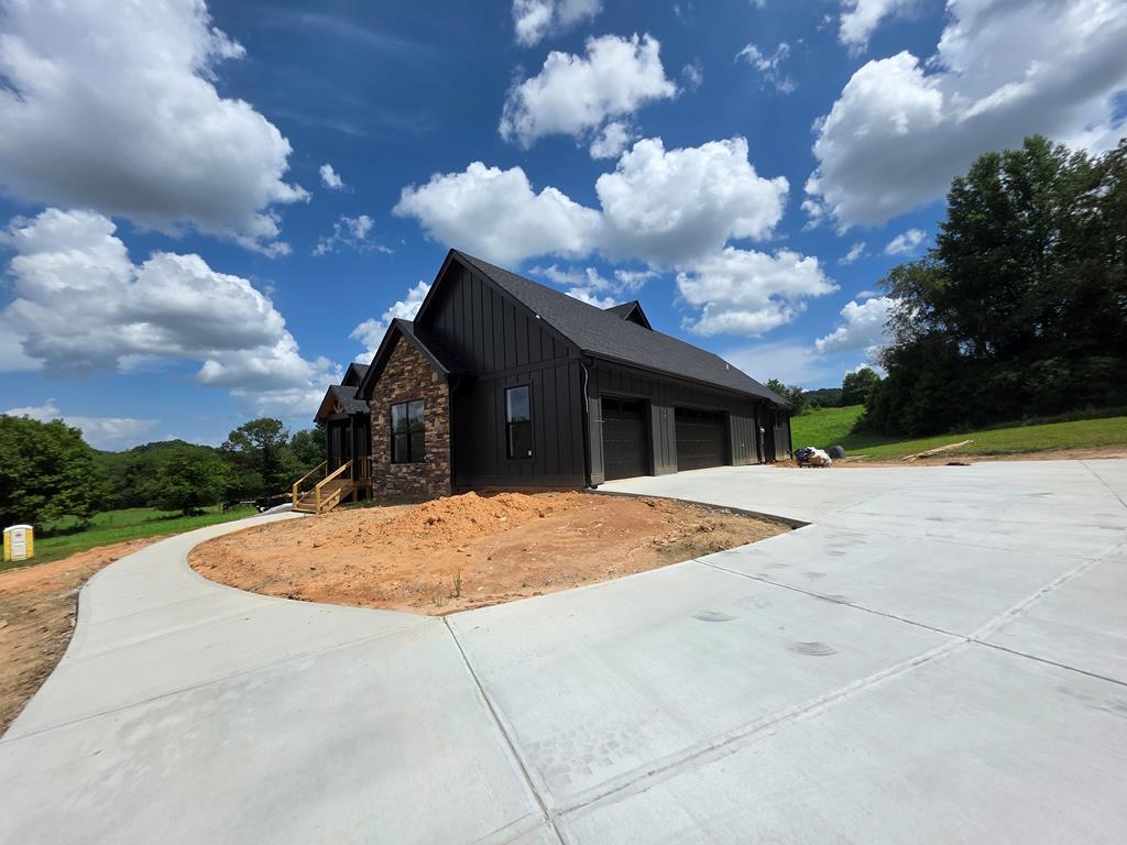 2490 New Hope Road Morganton, GA 30560 - Photo 10 of 41 Side yard