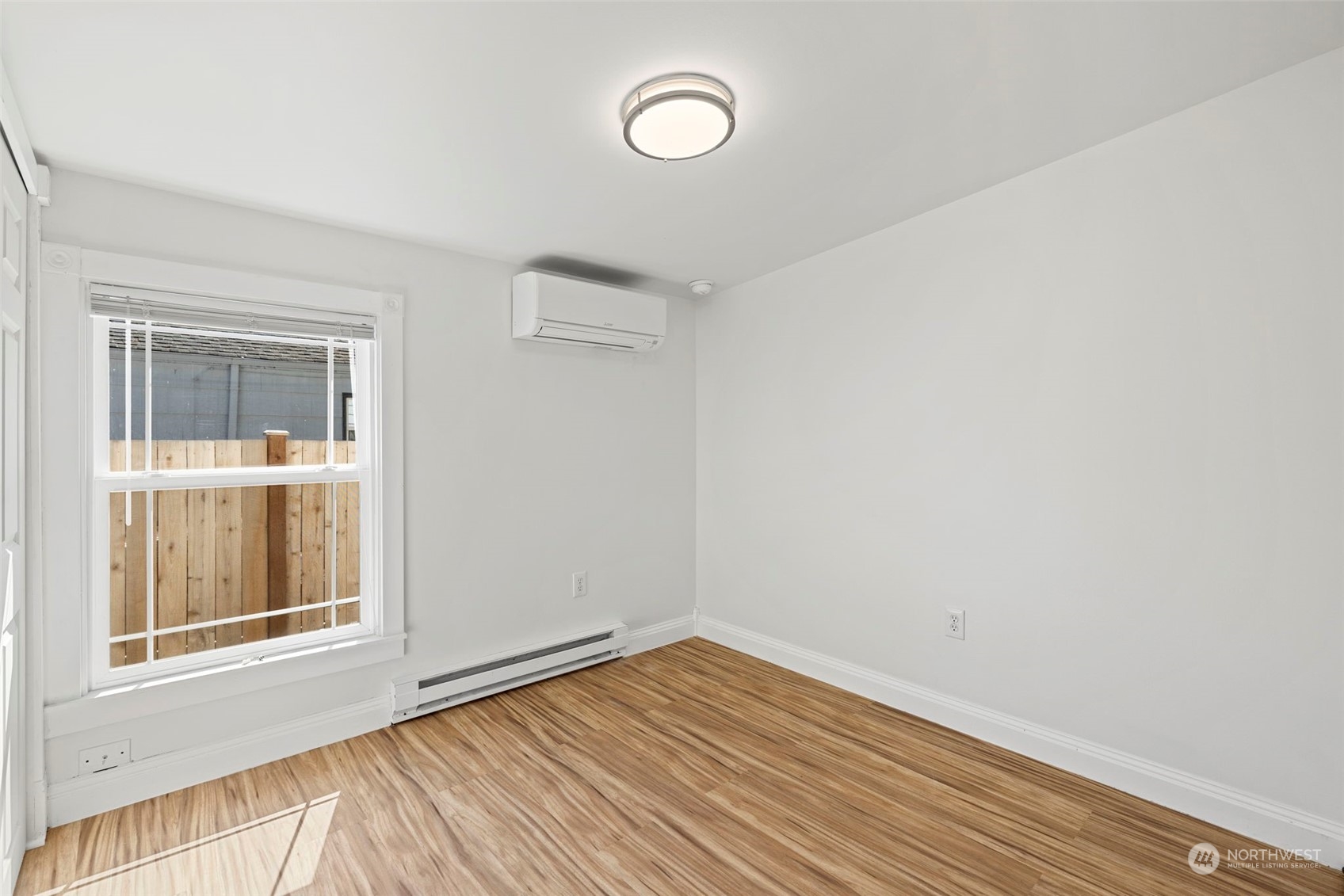 520 North 138th Street Seattle, WA 98133 - Photo 16 of 36