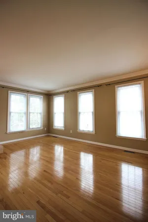$4,500 | 10470 Courtney Drive, Fairfax, VA 22030