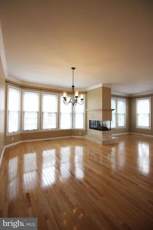 $4,500 | 10470 Courtney Drive, Fairfax, VA 22030
