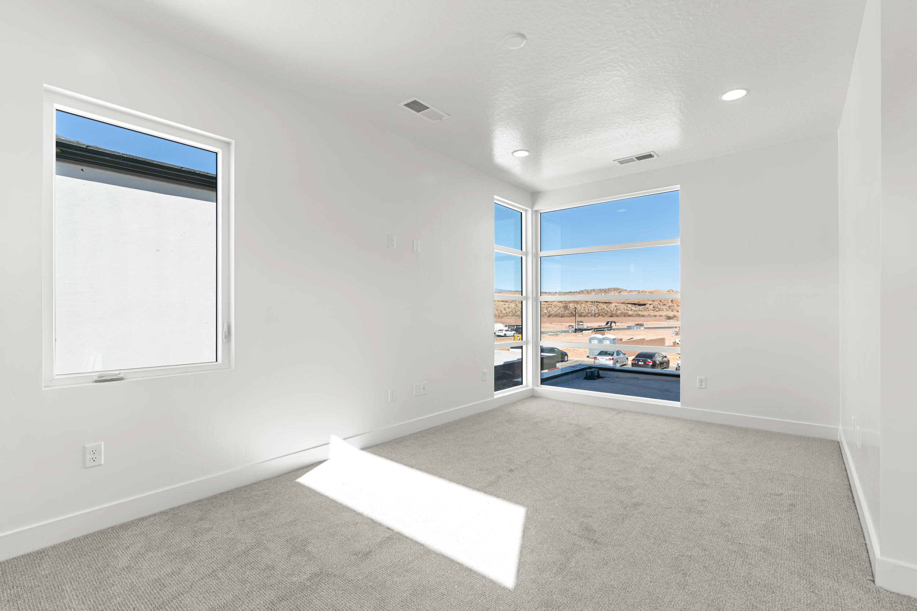 320 Desert Reflection Street St. George, UT 84790 - Photo 19 of 27 DSC01460