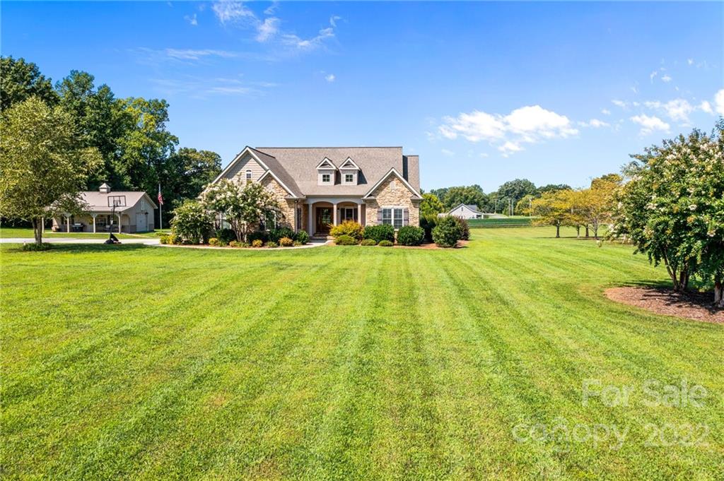 356 Greenhill Road Mocksville, NC 27028 - Photo 5 of 46 a view of a city
