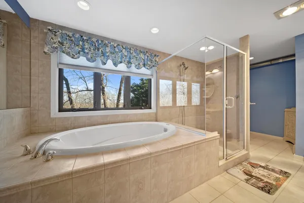 $1,125,000 | 2 Remington Court, Derry, NH 03038