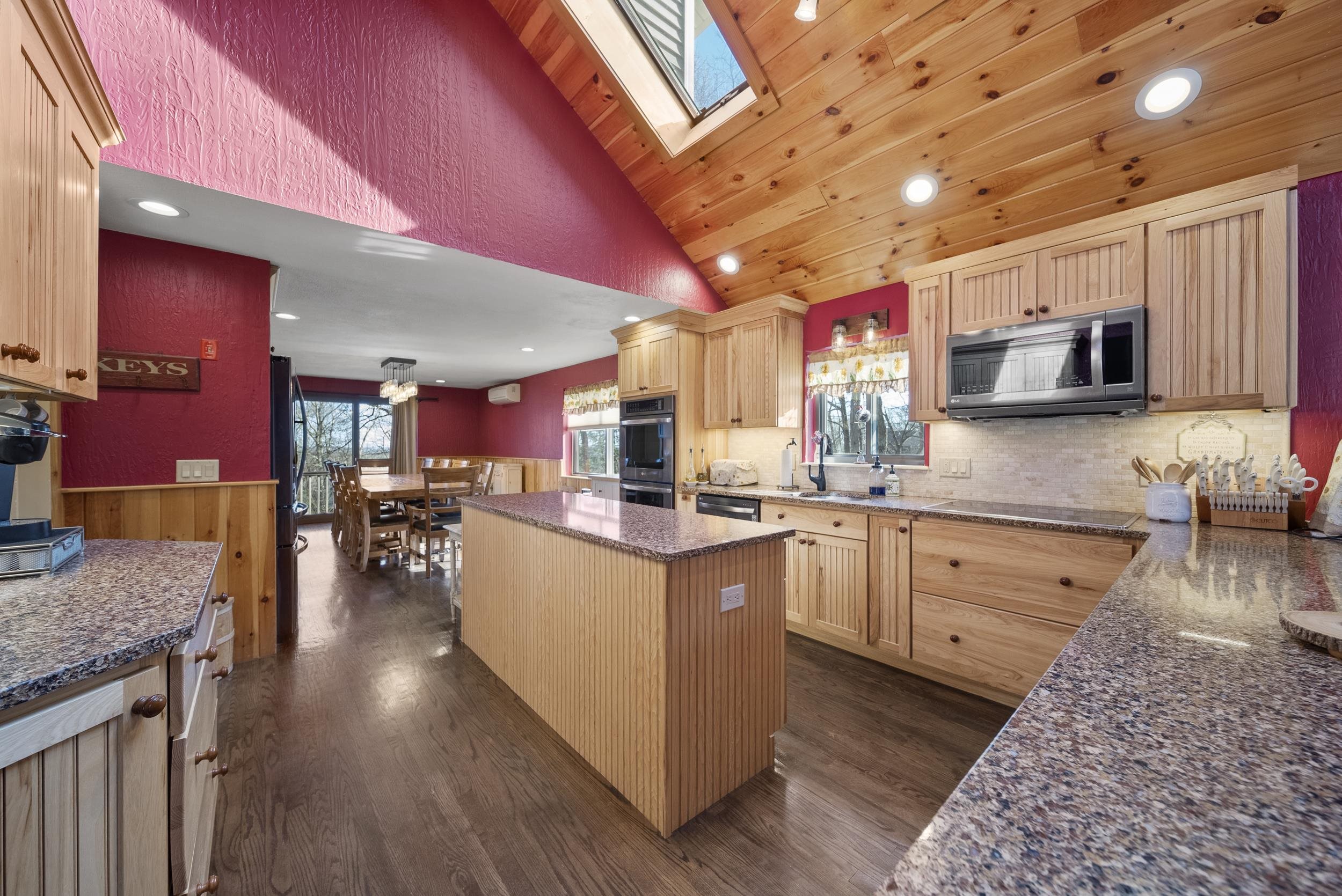 2 Remington Court Derry, NH 03038 - Photo 4 of 21
